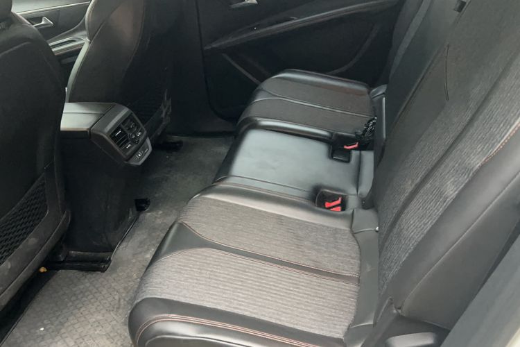 Used Peugeot 5008 2017 350THP 7-Seater Elite Edition Interior 2