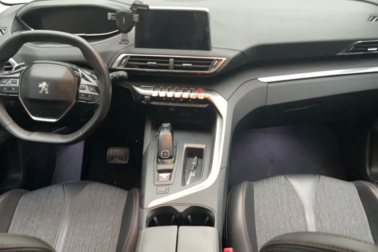 Used Peugeot 5008 2017 350THP 7-Seater Elite Edition Interior 5