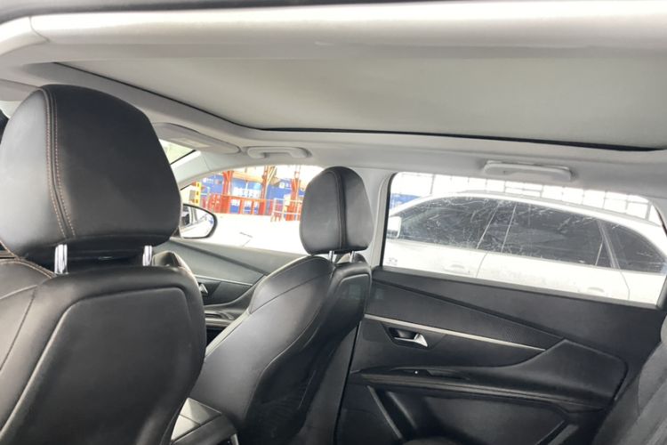Used Peugeot 5008 2017 380THP 7-Seater Elite Edition Interior 5
