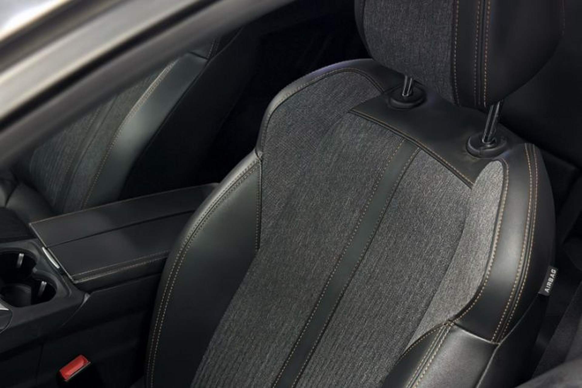 Used Peugeot 5008 2017 380THP 7-Seater Elite Edition Interior 5