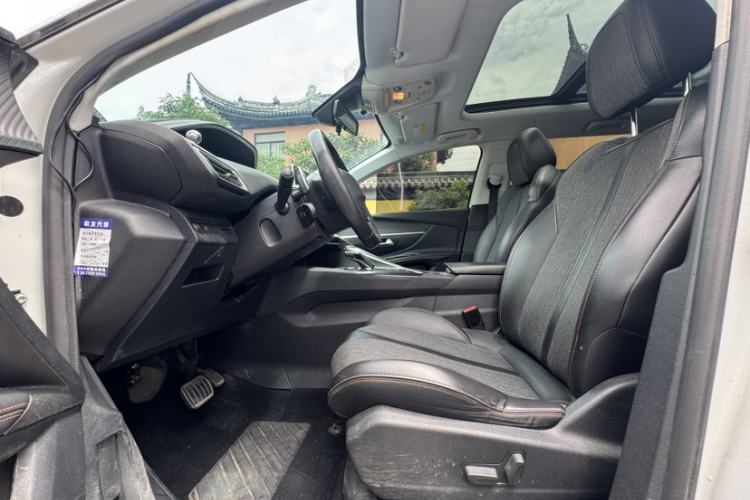 Used Peugeot 5008 2017 380THP 7-Seater Elite Edition Interior 6