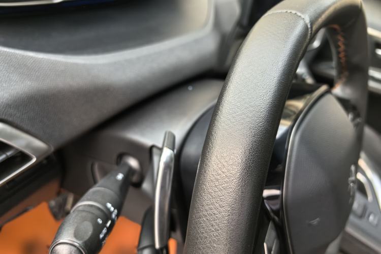Used Peugeot 5008 2017 380THP 7-Seater Elite Edition Interior 6