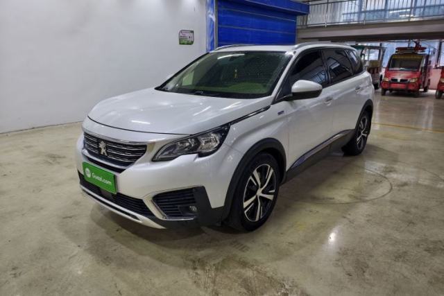 Peugeot 5008 2017 380THP 5-Seater Elite Edition с пробегом