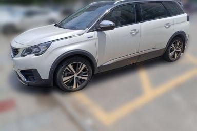 Used Peugeot 5008 2017 380THP 7-Seater Boundary-Free Edition