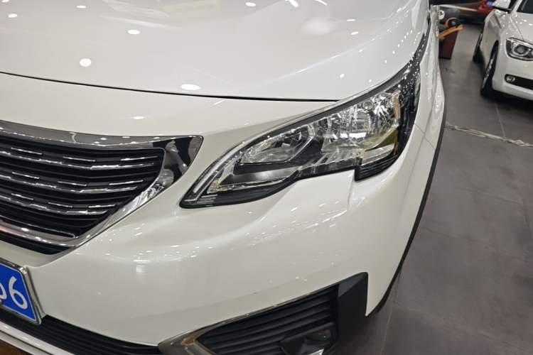 Used Peugeot 5008 2017 380THP 7-Seater Elite Edition Left Front Headlight