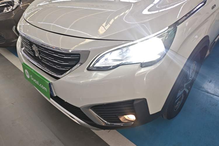 Used Peugeot 5008 2017 380THP 7-Seater Elite Edition Left Front Headlight