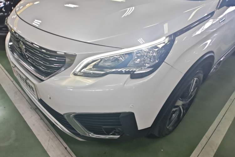 Used Peugeot 5008 2017 350THP 7-Seater Elite Edition Left Front Headlight