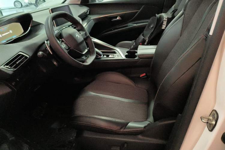 Used Peugeot 5008 2017 350THP 5-Seat Elite Edition Left Front Seat