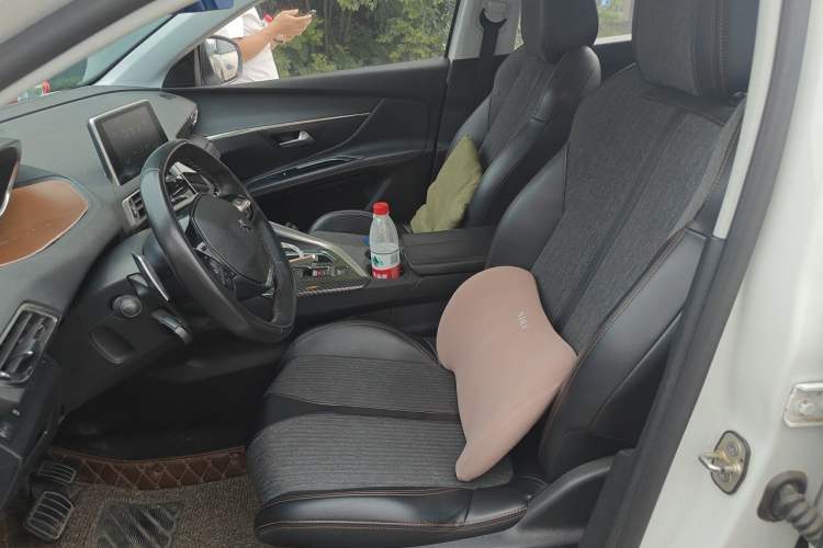 Used Peugeot 5008 2017 350THP 7-Seater Elite Edition Left Front Seat