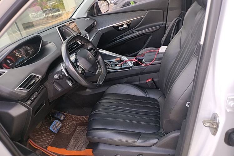 Used Peugeot 5008 2017 380THP 7-Seater Luxury Edition Left Front Seat