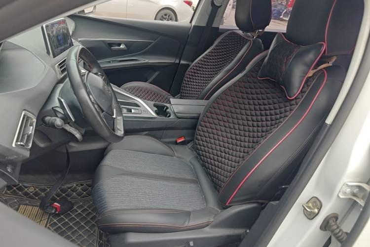 Used Peugeot 5008 2017 350THP 7-Seater Elite Edition Left Front Seat