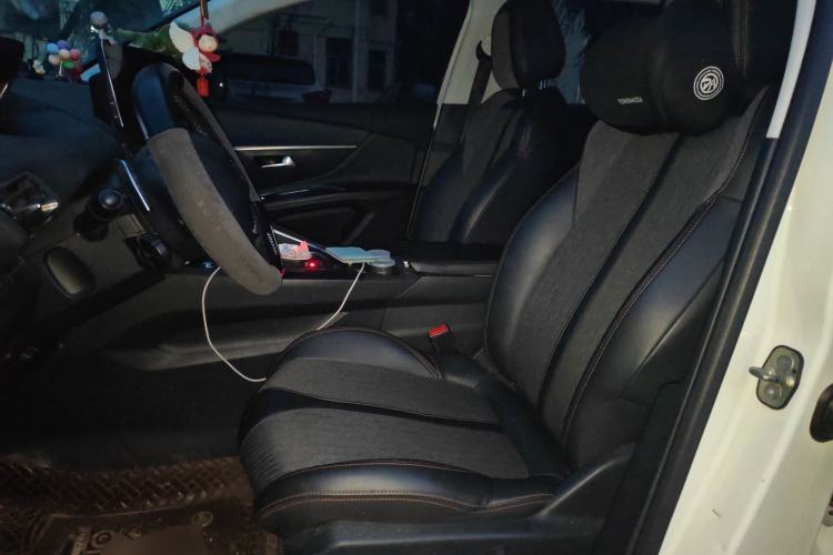 Used Peugeot 5008 2017 350THP 7-Seater Elite Edition Left Front Seat