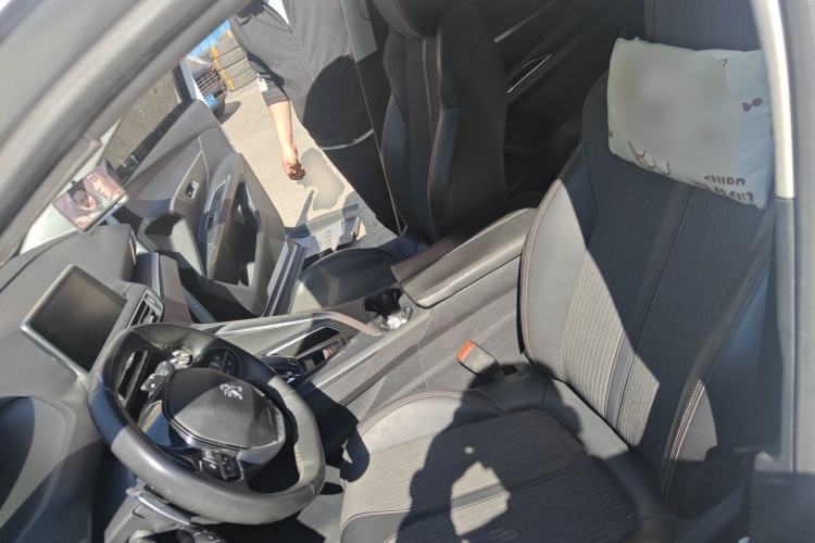 Used Peugeot 5008 2017 380THP 7-Seater Elite Edition Left Front Seat