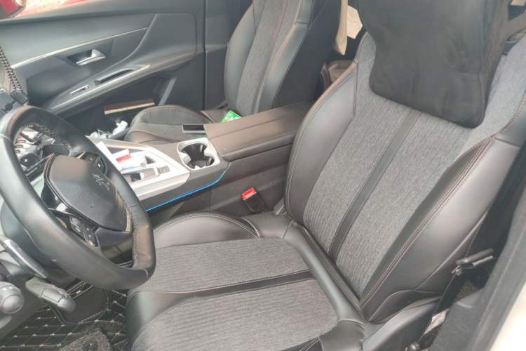 Used Peugeot 5008 2017 350THP 7-Seater Elite Edition Left Front Seat