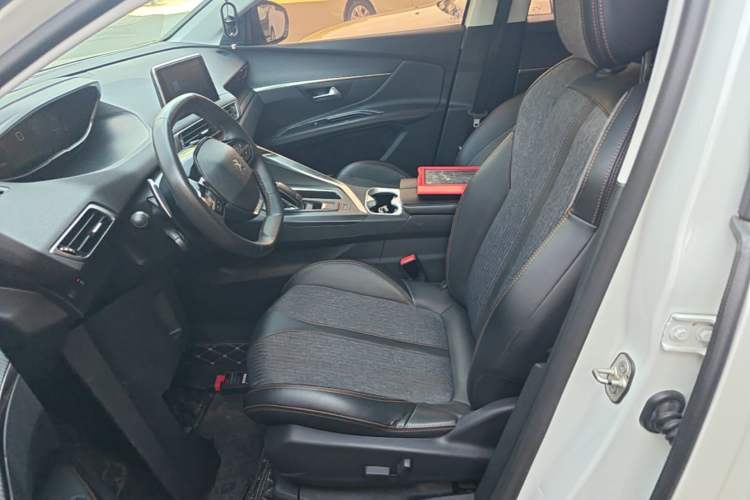 Used Peugeot 5008 2017 380THP 5-Seater Elite Edition Left Front Seat