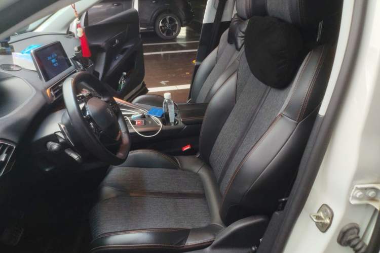 Used Peugeot 5008 2017 380THP 7-Seater Elite Edition Left Front Seat