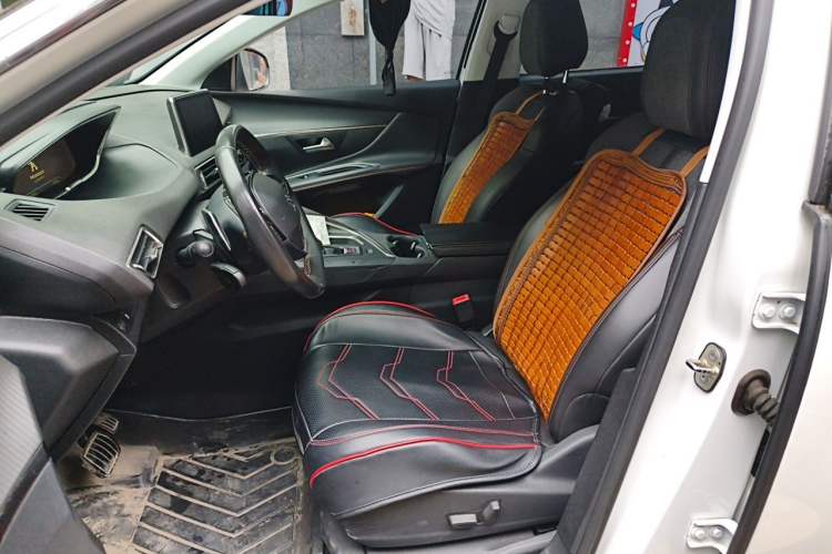 Used Peugeot 5008 2017 380THP 7-Seater Elite Edition Left Front Seat