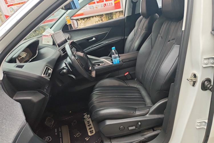 Used Peugeot 5008 2017 380THP 7-Seater Luxury Edition Left Front Seat