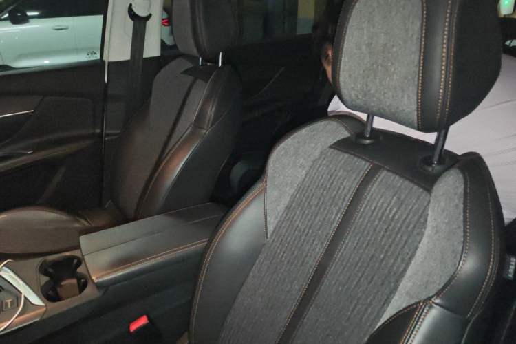 Used Peugeot 5008 2017 380THP 7-Seater Elite Edition Left Front Seat