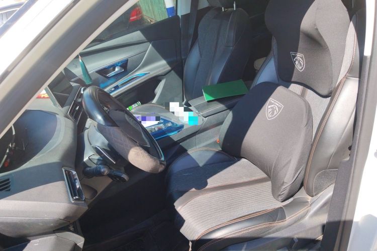 Used Peugeot 5008 2017 380THP 7-Seater Elite Edition Left Front Seat
