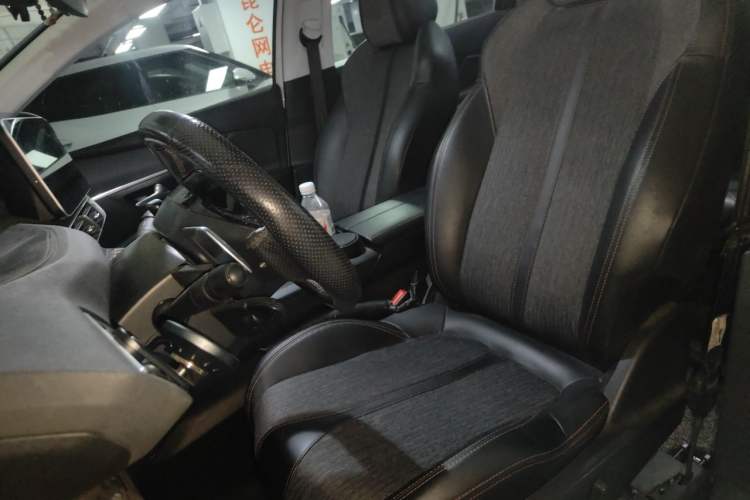 Used Peugeot 5008 2017 350THP 7-Seater Elite Edition Left Front Seat