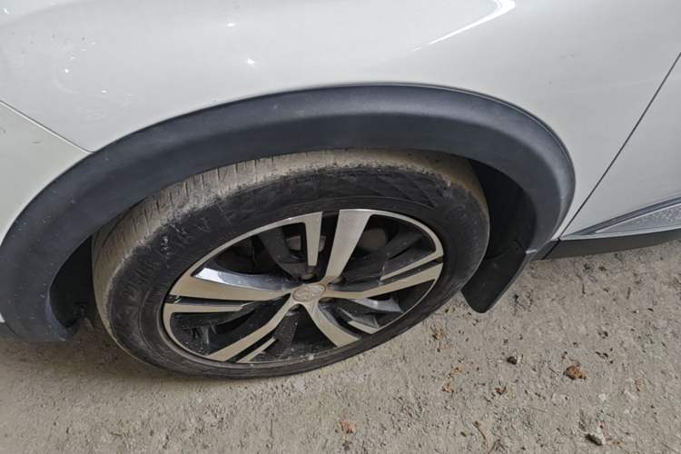 Used Peugeot 5008 2017 380THP 7-Seater Elite Edition Left Front Wheel Hub