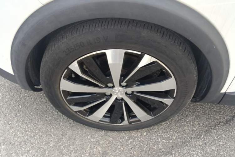 Used Peugeot 5008 2017 380THP 7-Seater Luxury GT Edition Left Front Wheel Hub