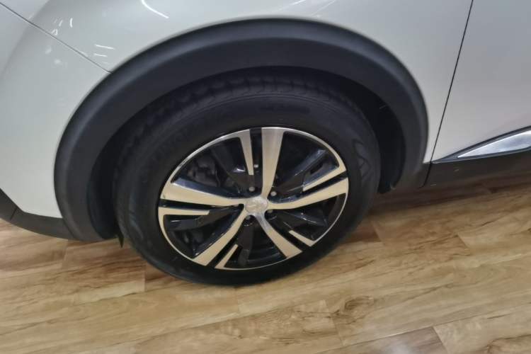 Used Peugeot 5008 2017 380THP 5-Seater Elite Edition Left Front Wheel Hub