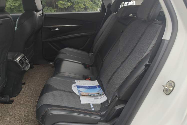Used Peugeot 5008 2017 350THP 7-Seater Elite Edition Left Rear Seat