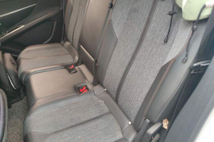 Used Peugeot 5008 2017 350THP 7-Seater Elite Edition Left Rear Seat