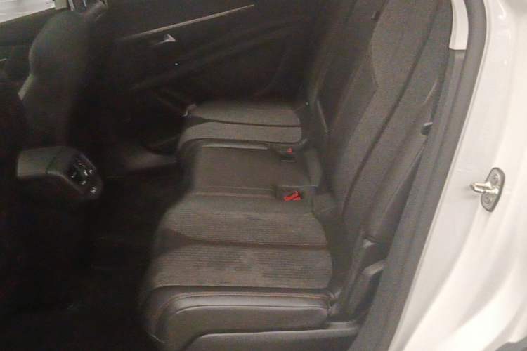 Used Peugeot 5008 2017 380THP 5-Seater Elite Edition Left Rear Seat