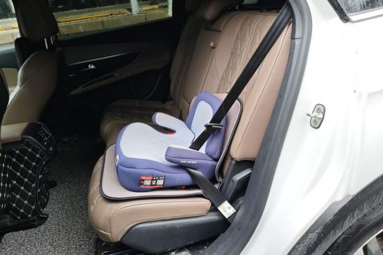 Used Peugeot 5008 2017 380THP 7-Seater Luxury GT Edition Left Rear Seat