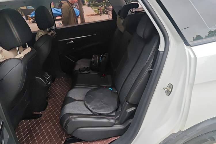 Used Peugeot 5008 2017 380THP 7-Seater Elite Edition Left Rear Seat