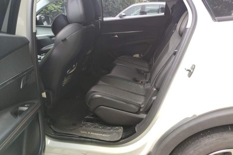 Used Peugeot 5008 2017 350THP 7-Seater Elite Edition Left Rear Seat