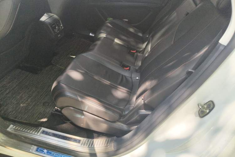 Used Peugeot 5008 2017 350THP 7-Seater Elite Edition Left Rear Seat