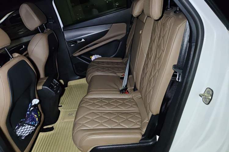 Used Peugeot 5008 2017 380THP 7-Seater Luxury GT Edition Left Rear Seat