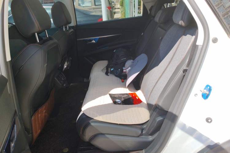 Used Peugeot 5008 2017 380THP 7-Seater Elite Edition Left Rear Seat