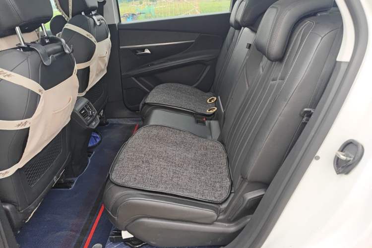Used Peugeot 5008 2017 380THP 7-Seater Luxury Edition Left Rear Seat