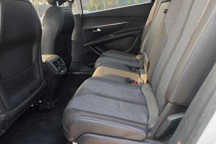 Used Peugeot 5008 2017 350THP 7-Seater Elite Edition Left Rear Seat