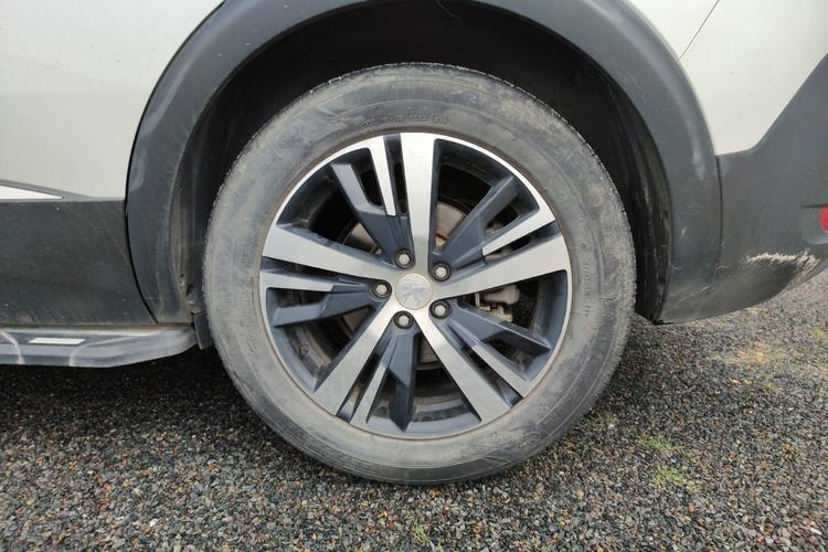Used Peugeot 5008 2017 350THP 7-Seater Elite Edition Left Rear Wheel Hub