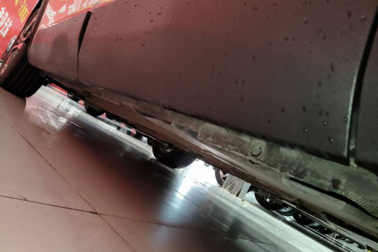Used Peugeot 5008 2017 350THP 5-Seat Elite Edition Left Side Sill