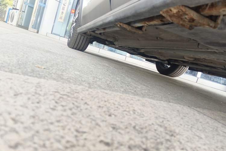 Used Peugeot 5008 2017 350THP 7-Seater Elite Edition Left Side Sill