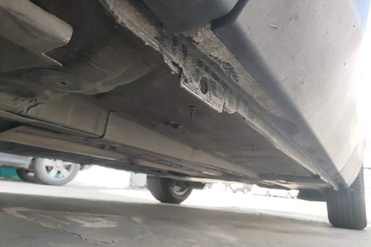Used Peugeot 5008 2017 350THP 7-Seater Elite Edition Left Side Sill