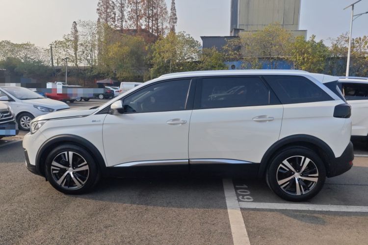 Used Peugeot 5008 2017 350THP 7-Seater Elite Edition Left Side