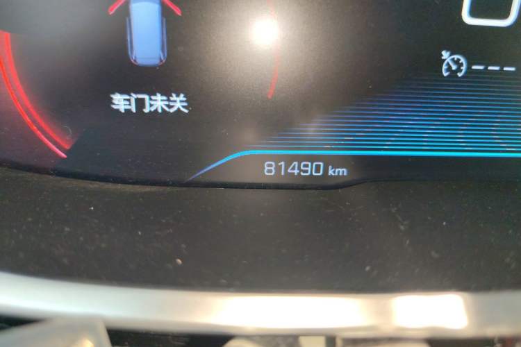 Used Peugeot 5008 2017 350THP 7-Seater Elite Edition Odometer Close Up