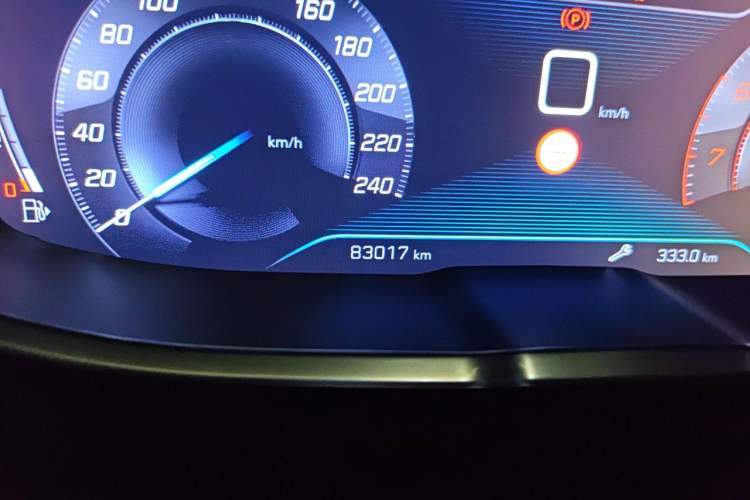 Used Peugeot 5008 2017 380THP 7-Seater Luxury GT Edition Odometer Close Up