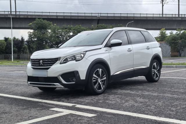 Used Peugeot 5008 2017 350THP 7-Seater Elite Edition