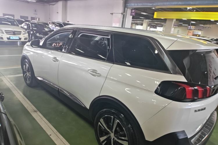 Used Peugeot 5008 2017 350THP 7-Seater Elite Edition Rear Left 45 Deg