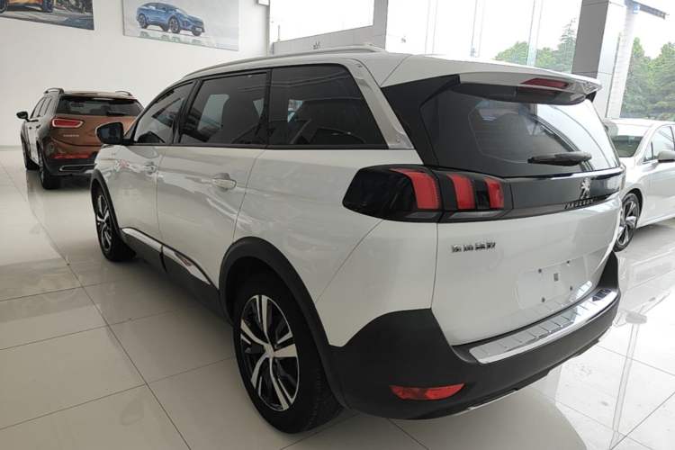 Used Peugeot 5008 2017 350THP 7-Seater Elite Edition Rear Left 45 Deg
