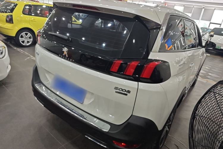 Used Peugeot 5008 2017 380THP 7-Seater Elite Edition Rear Right 45 Deg